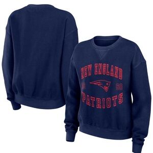 New England Patriots WEAR by Erin Andrew’s Women’s Crop Pullover Sweater